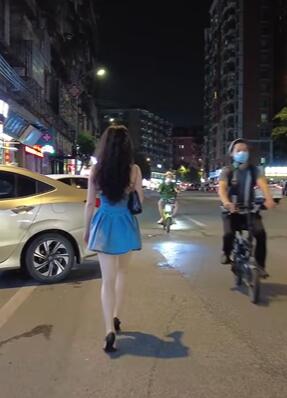 4K街拍 广东广州 韩国街及其附近 韩国餐饮商铺林立