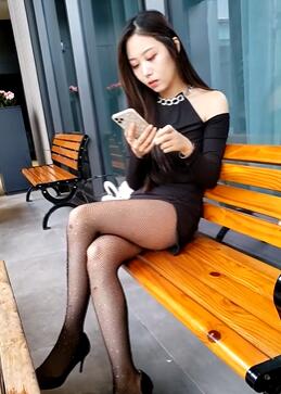 真实街拍6包臀黑丝OL