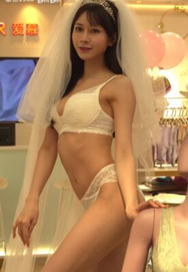 《最美秀场系列》——广百之夜静态内衣秀