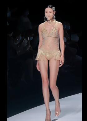 2020深圳针博会模特走秀5