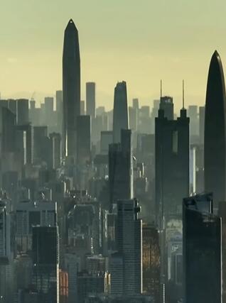 来自广东深圳的超强压迫感